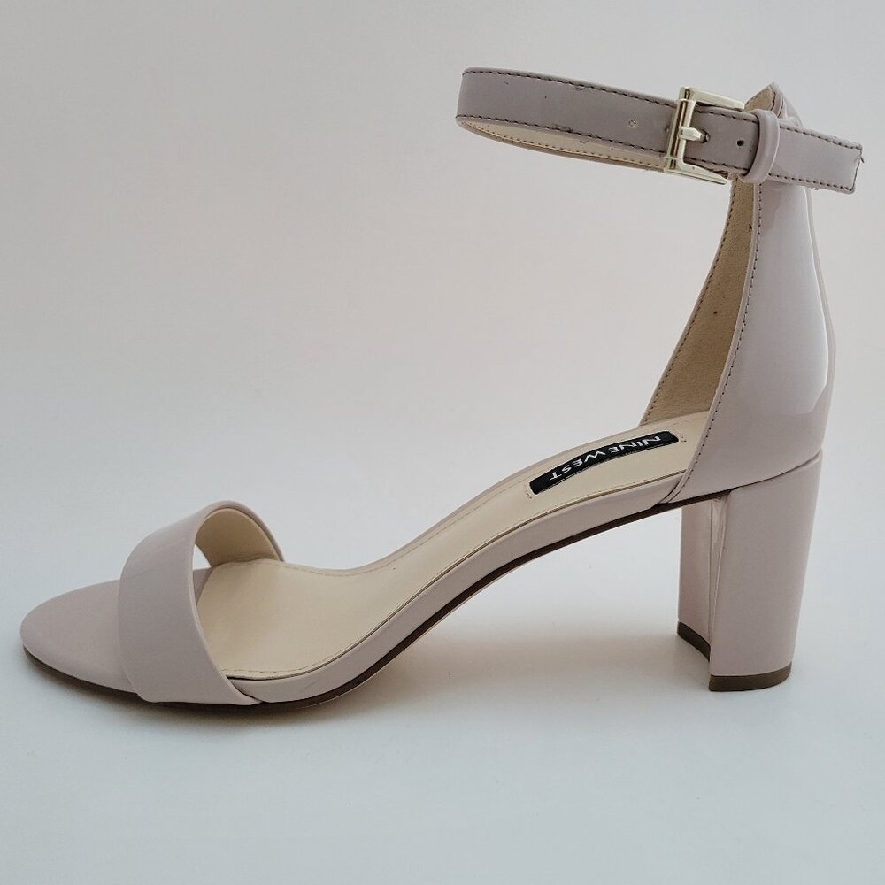 Nine West Beige Sandal Women's 8 Pruce Ankle Strap Block Heel Shoes NWOB